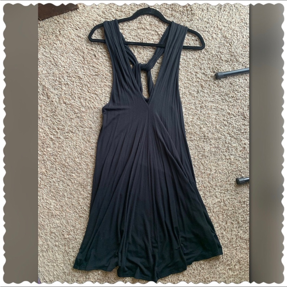 GapBody Racerback Keyhole Dress - Picture 3 of 6